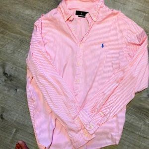 Ralph Lauren men’s Xtra large button down dress shirt. Excellent condition.